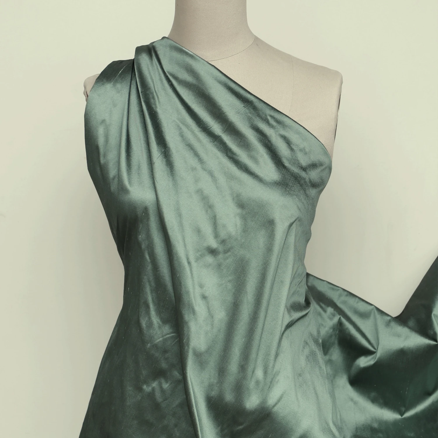 Princess Abyss Silk Dupion 5 Princess Abyss Silk Dupion - Image 3