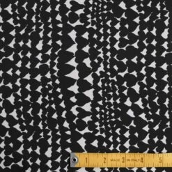 When You're In Love Black -Silk Haven Shop 2IMG 8176