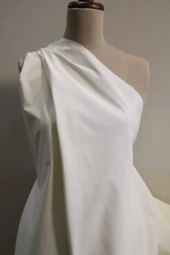 Winter White Cord -Silk Haven Shop IMG 0306 8846c587 91ad 44bc b955 e41839cfc31c