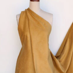 Velluto Rubino - Corduroy -Silk Haven Shop IMG 0445 93e37f0f ffd7 4fbb 902f 4947383b3bd7