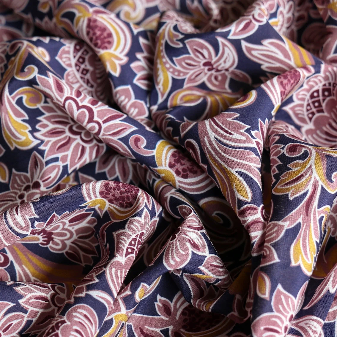 Isola Bella Silk Crepe De Chine 4 Isola Bella Silk Crepe De Chine - Image 2