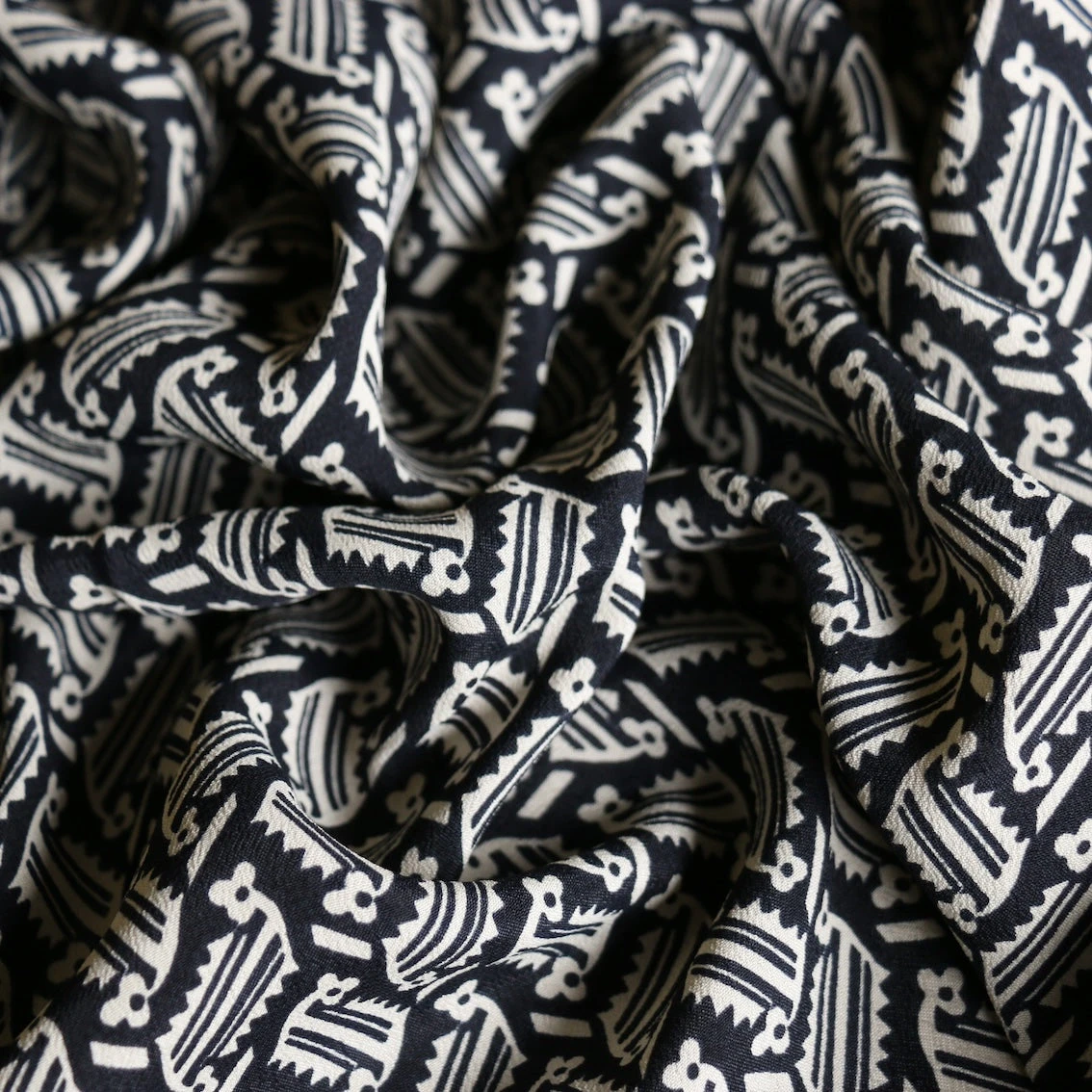 Raso Fiore Black Viscose Georgette 4 Raso Fiore Black Viscose Georgette - Image 2