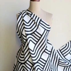 Geo Weave Printed Linen -Silk Haven Shop IMG 1140 b08d1c14 e432 44aa 910d 70515df3ffc6