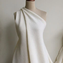 Bollito Ivorio Boiled Wool -Silk Haven Shop IMG 1439 16f17121 7ca2 4c09 8ae1 8981607aef00