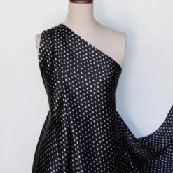 Silver Dotted Ebony -Silk Haven Shop IMG 1699 2f5b0d25 bb90 4a8c a60b 2b9222404337