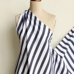 Bella Vita Navy Linen -Silk Haven Shop IMG 2319 50791c04 fa5c 46cc 9b04 826fc3d9af7f