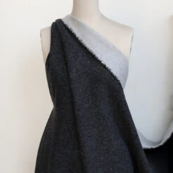 Argento/Grigio Double Faced Coating -Silk Haven Shop IMG 2995 b0e46e92 7074 4b03 abb1 f696710422d2