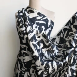 Astratto Nero Jacquard 12 Astratto Nero Jacquard -Silk Haven Shop IMG 3873 17e7cac8 9b00 4485 891c 92231c43afea