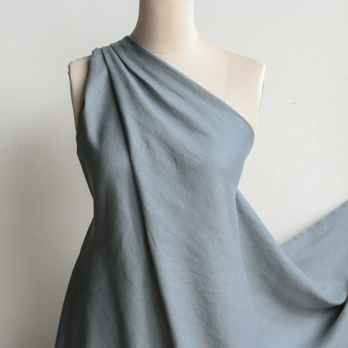 Loren Gumleaf Linen 5 Loren Gumleaf Linen - Image 3