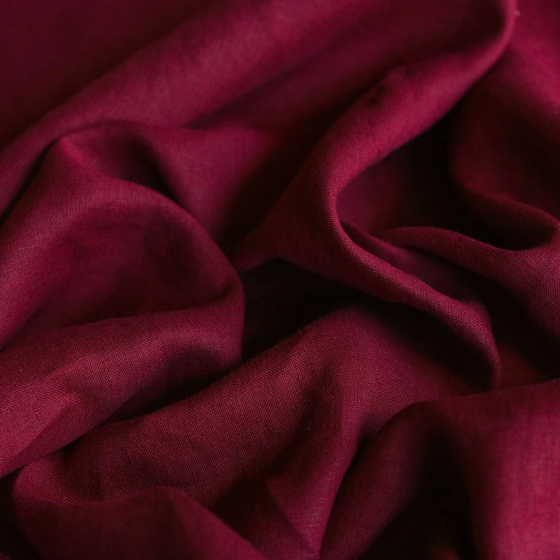 Loren Pomegranate Linen 4 Loren Pomegranate Linen - Image 2