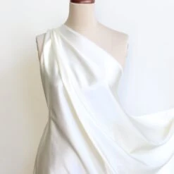 Ivory Silk Satin - 22mm -Silk Haven Shop IMG 6653 02266ece 1cdc 41b3 a66f beb54eba9b7b