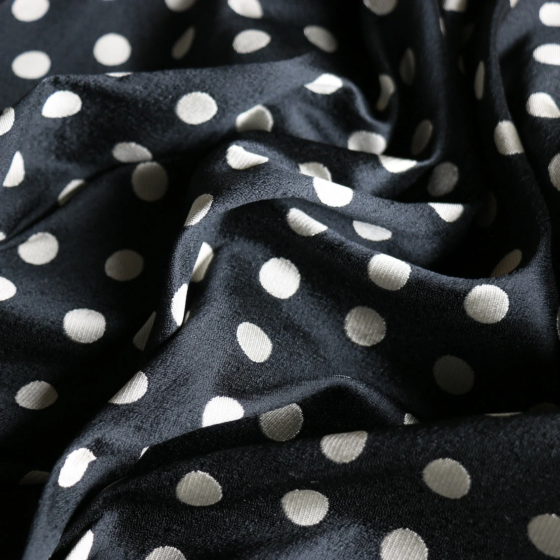 Bedini Spot Black/Gilt 4 Bedini Spot Black/Gilt - Image 2