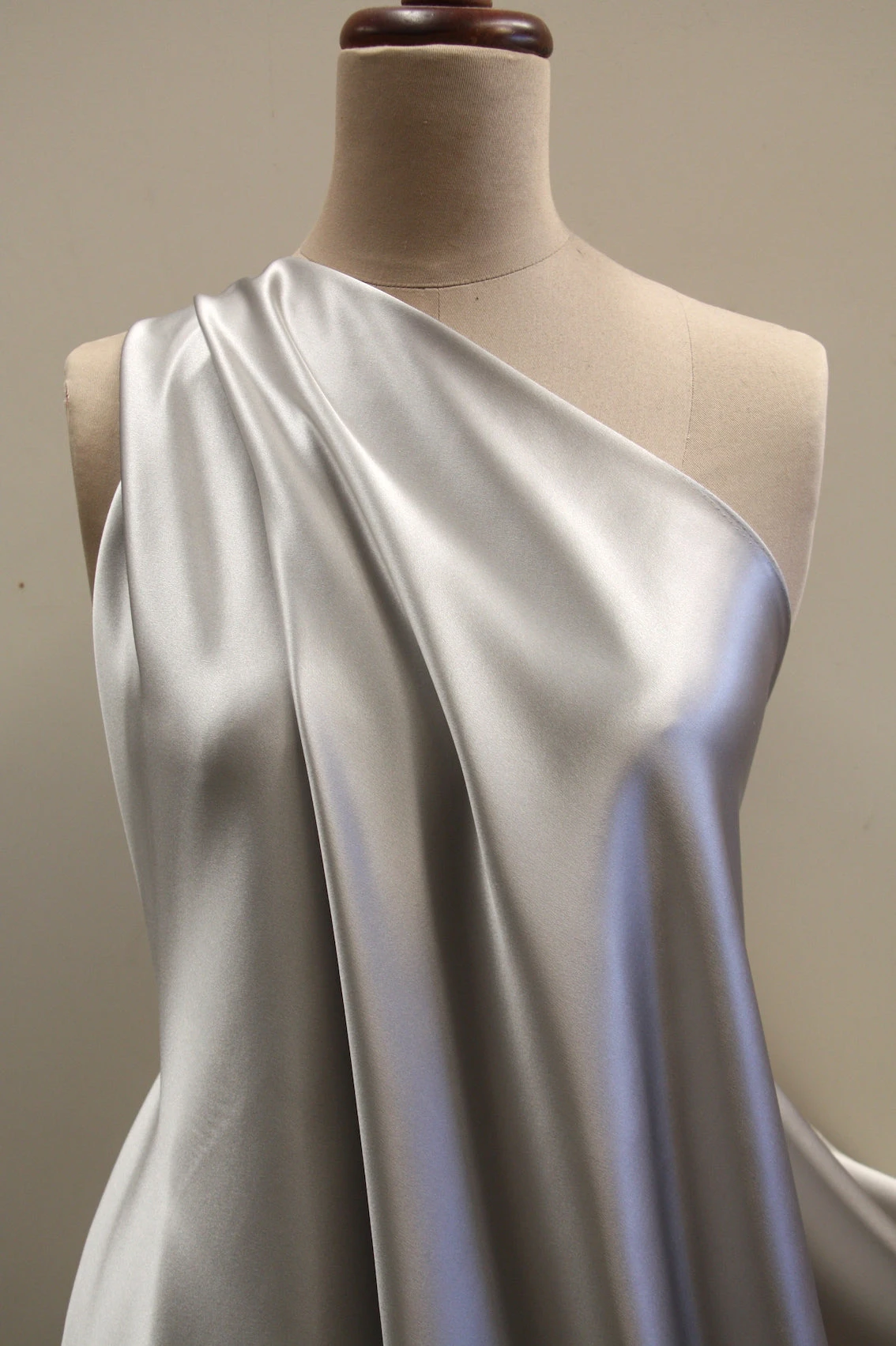 Silver Silk Satin - 22mm 5 Silver Silk Satin - 22mm - Image 3