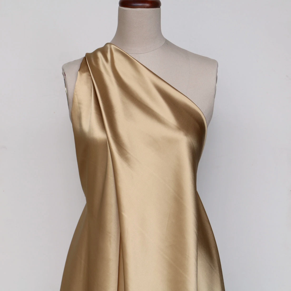 Gilt Silk Satin - 19mm 5 Gilt Silk Satin - 19mm - Image 3