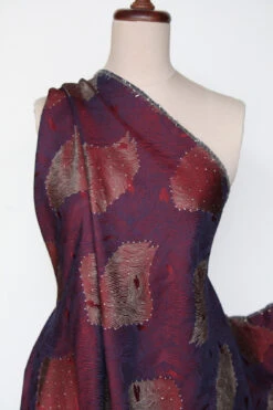 Constellation Jacquard 12 Constellation Jacquard -Silk Haven Shop IMG 7328 a1b3bb03 9d5e 4d60 97ca 0062a4e8edca