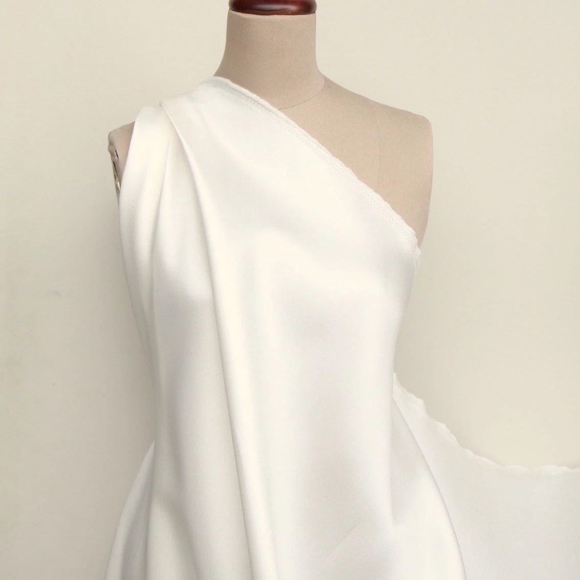 Mikado Ivory 5 Mikado Ivory - Image 3