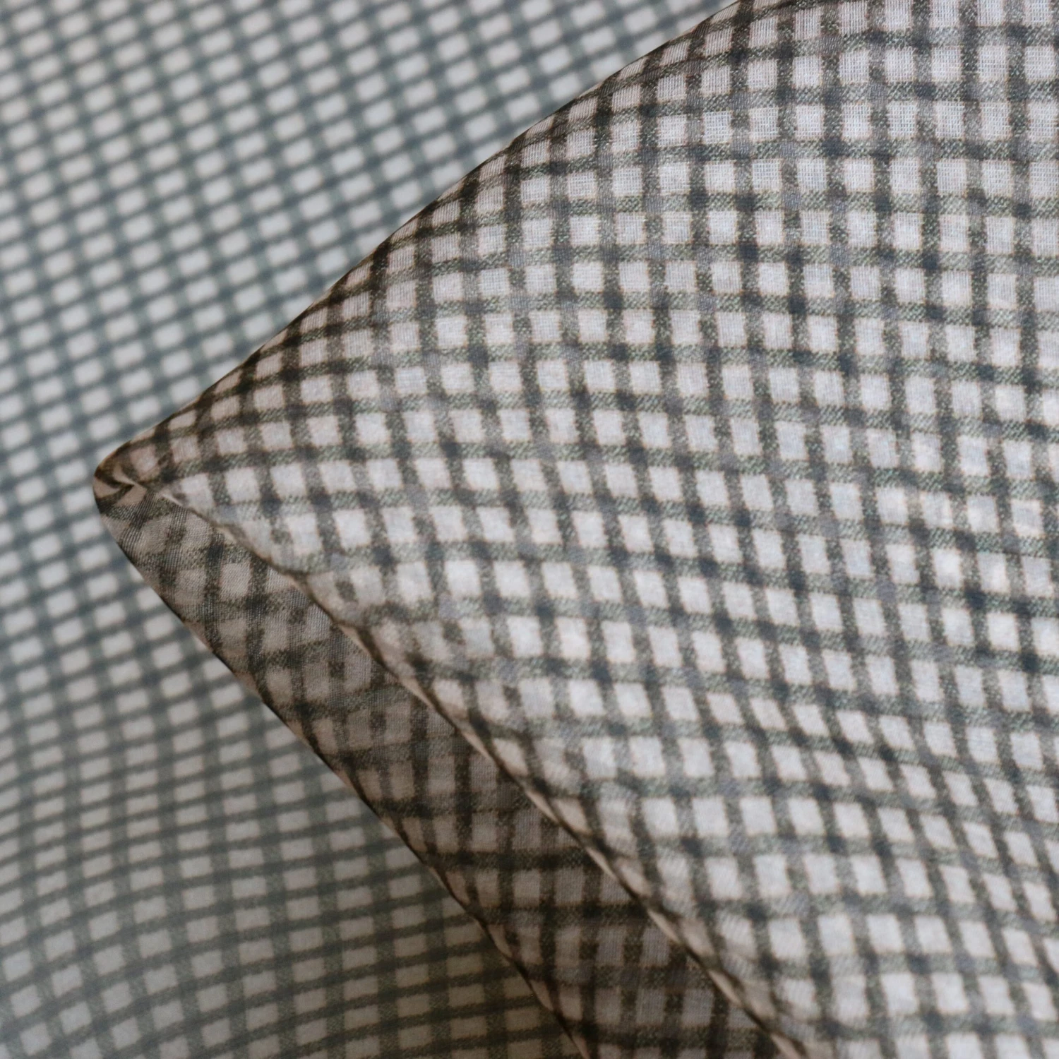 Checkmate Silk Organza 3 Checkmate Silk Organza