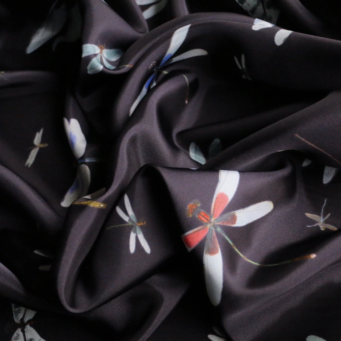 Dragonfly Cafe Viscose Habutai 4 Dragonfly Cafe Viscose Habutai - Image 2