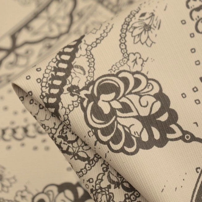 Decorations Beige Stretch Cotton 3 Decorations Beige Stretch Cotton