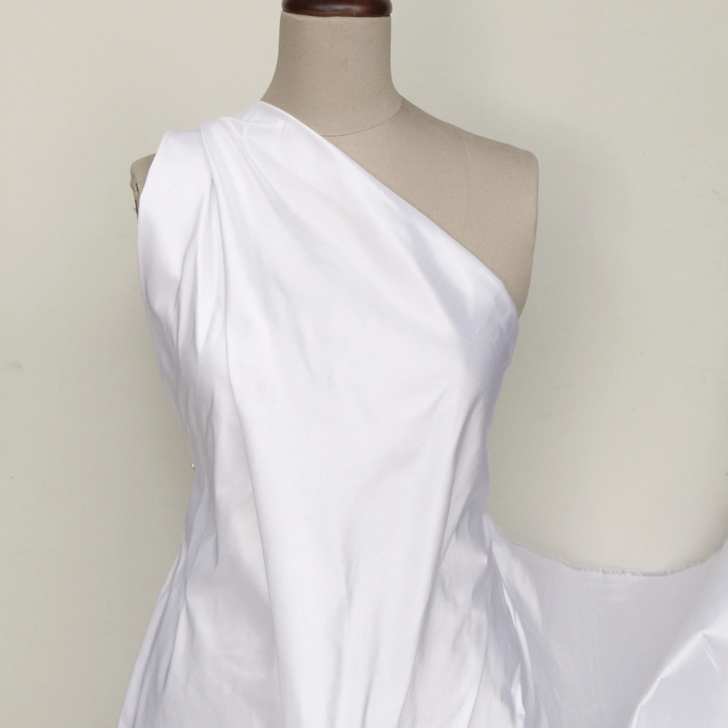 Princess White Silk Dupion 5 Princess White Silk Dupion - Image 3