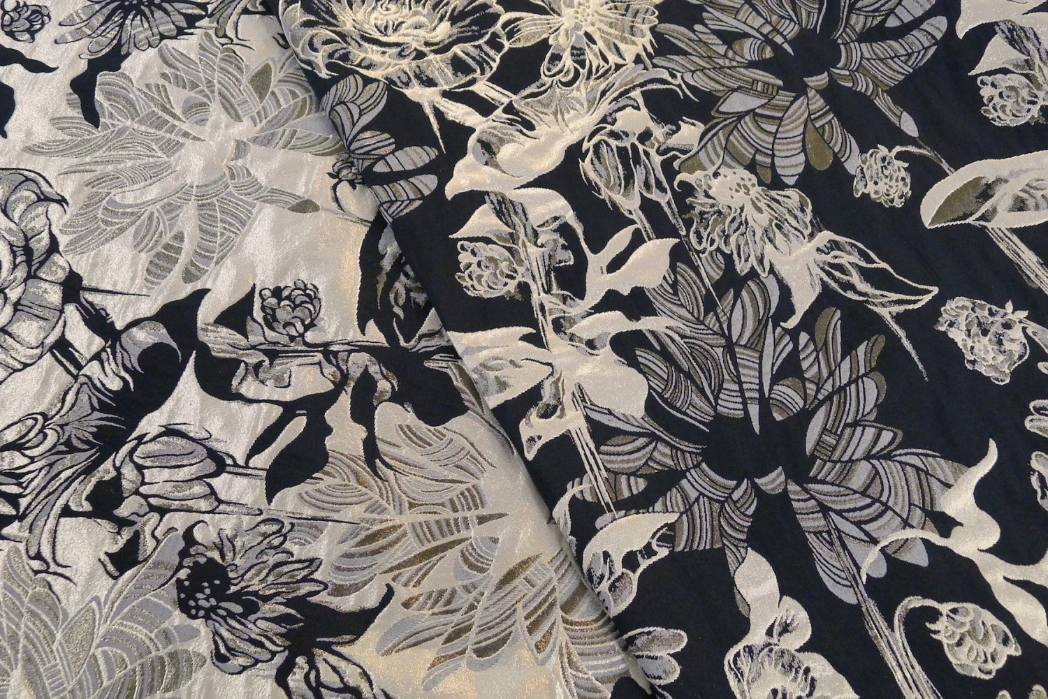 Golden Nights Brocade 5 Golden Nights Brocade - Image 3