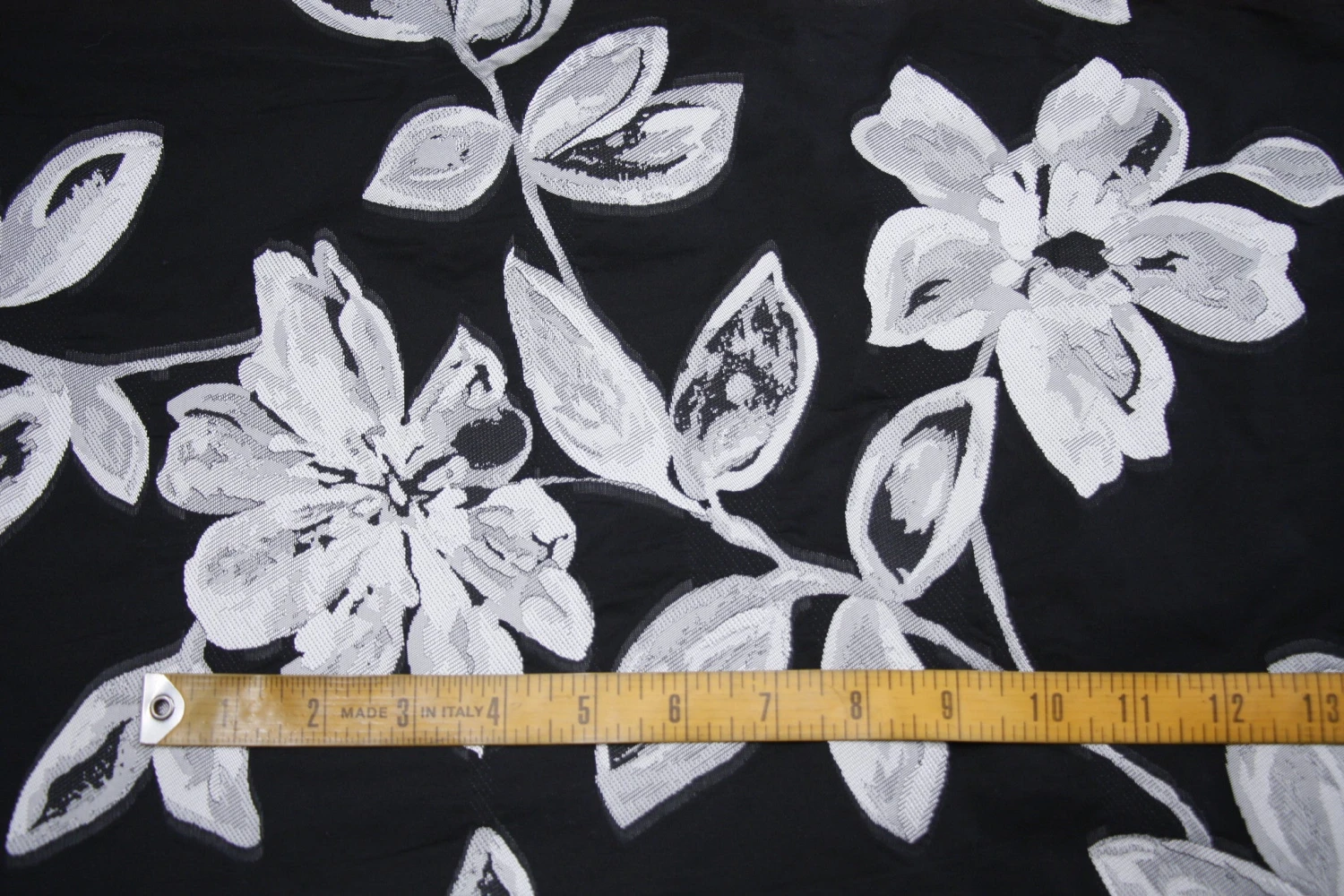 Silver Dior Brocade 4 Silver Dior Brocade - Image 2