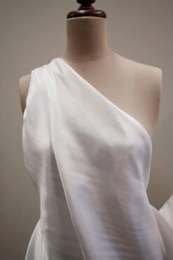 White Line 'L' (150cm Wide) -Silk Haven Shop MG 2202 8c2edc18 43e3 4b9a 9375 7c12d946ff5d