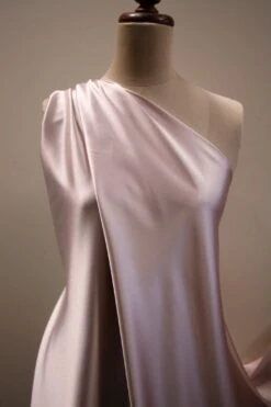 Monique Powder -Silk Haven Shop MG 8289