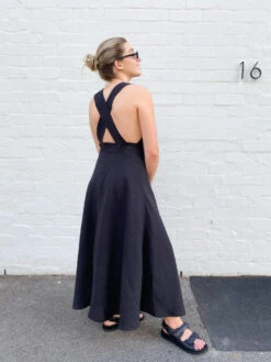 Bedford Black Washed Linen -Silk Haven Shop Vogue202289 2 768x1024 1